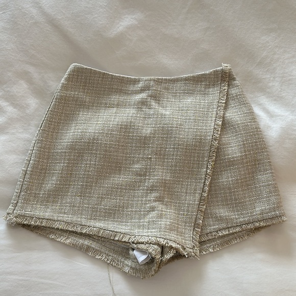 Audrey Skort - Lovers & Friends - Picture 6 of 8